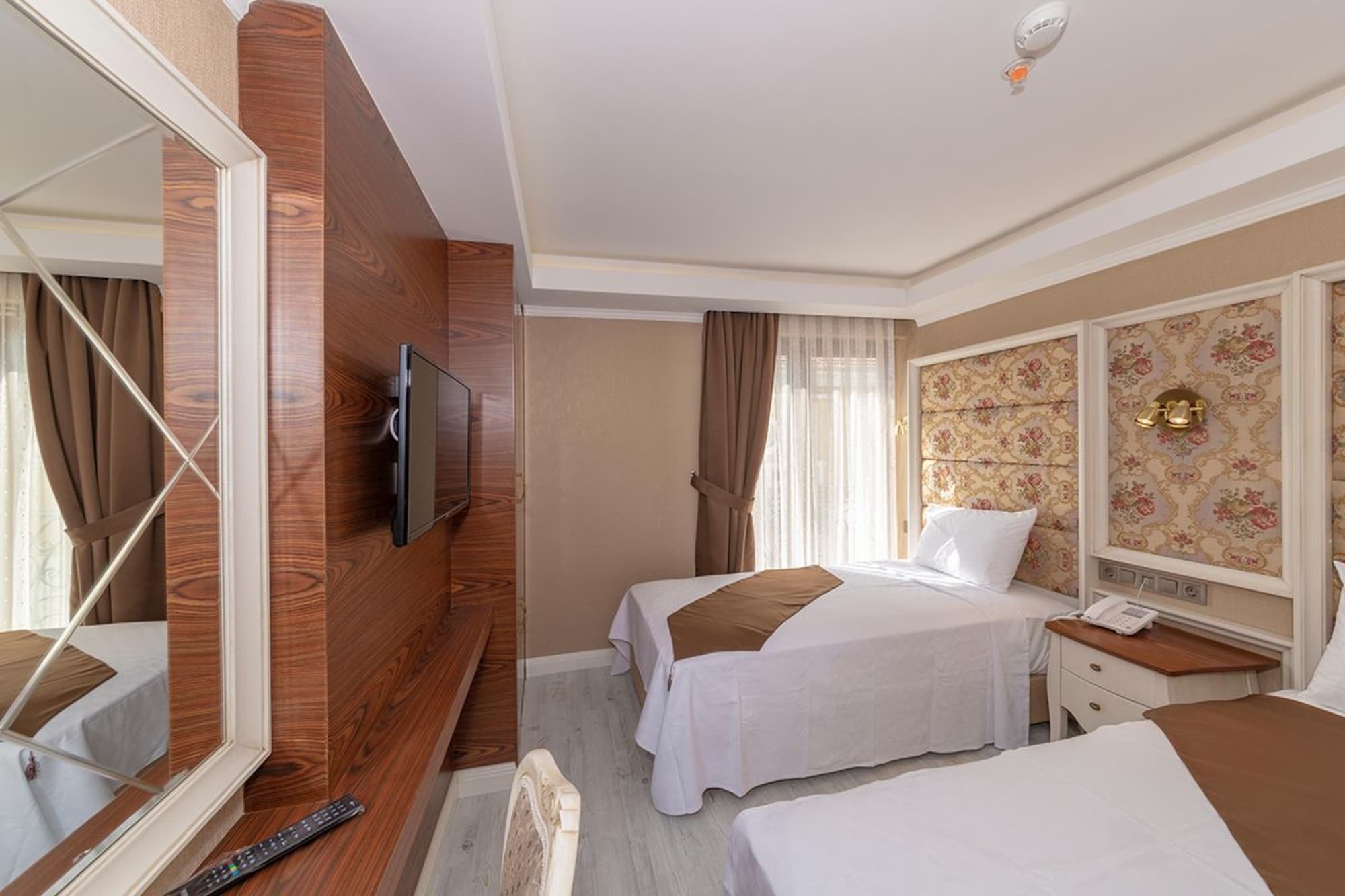 Sultan City Hotel اسطنبول المظهر الخارجي الصورة